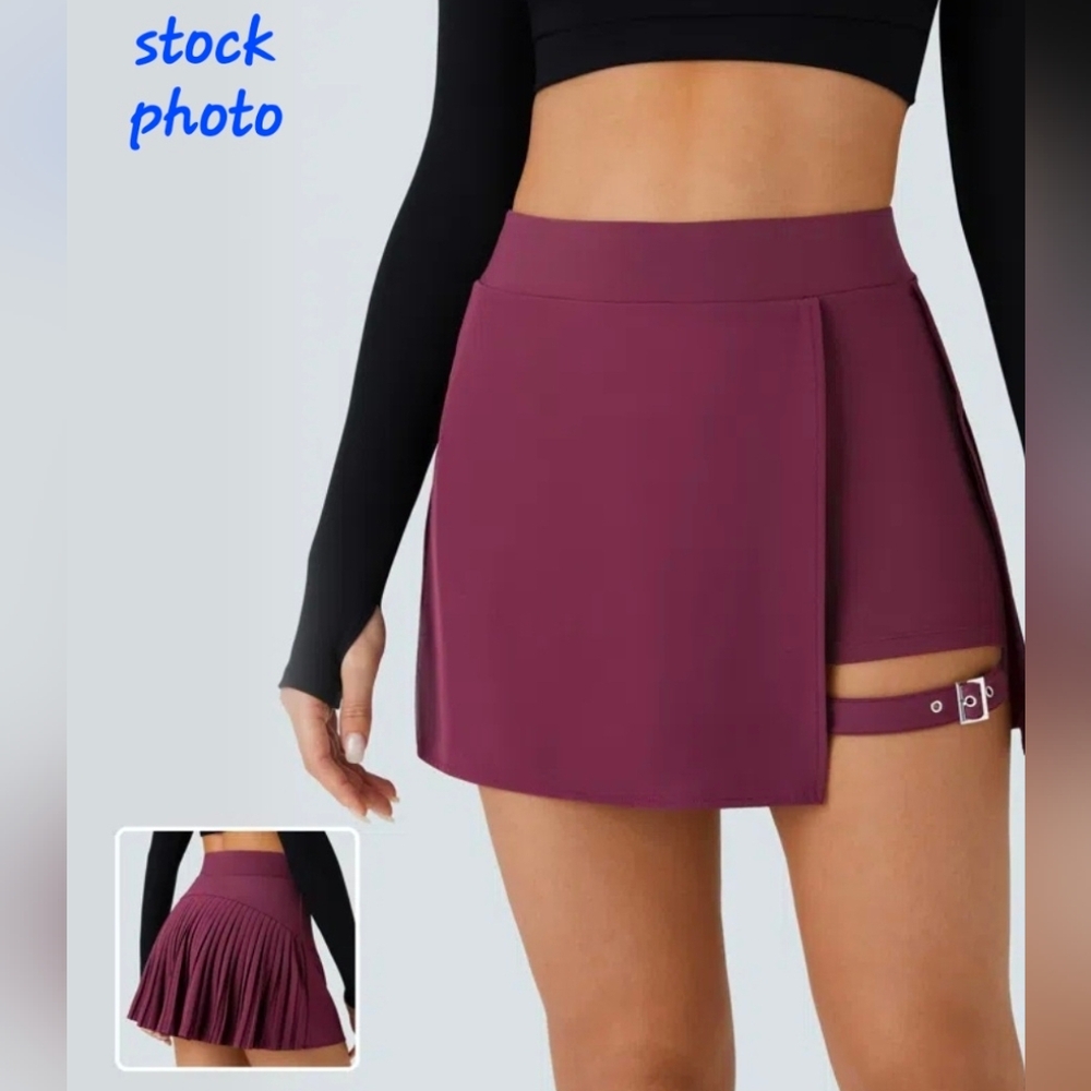 Halara - Breezeful Buckle Pleated Pocket Skirt